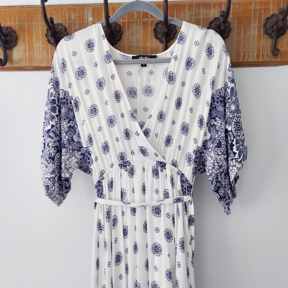 South of France Blue and Ivory Print Maxi Dress - Picture 6 of 16